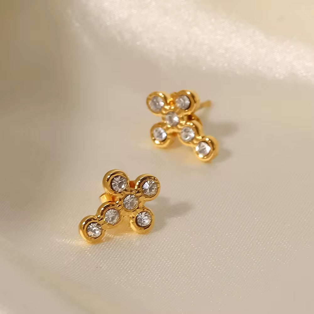 ARETES NOELIA