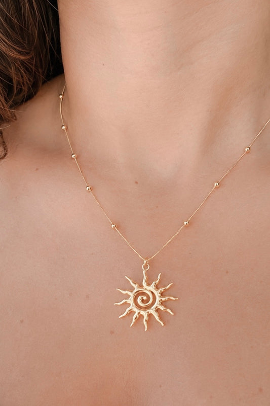 NAURA NECKLACE