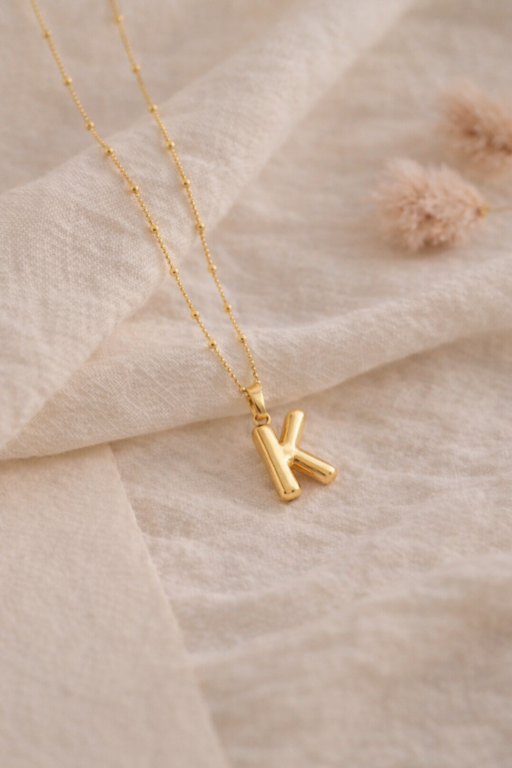 INITIAL NECKLACE